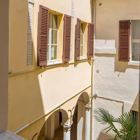 Palazzo Rotati 3*